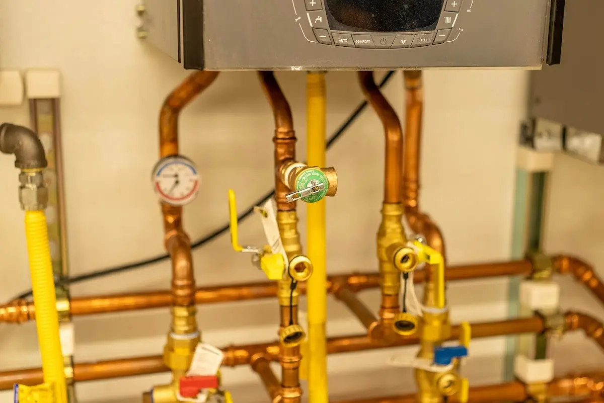 Licensed technician providing Emergency Plumbing for a homeowner in Lemay